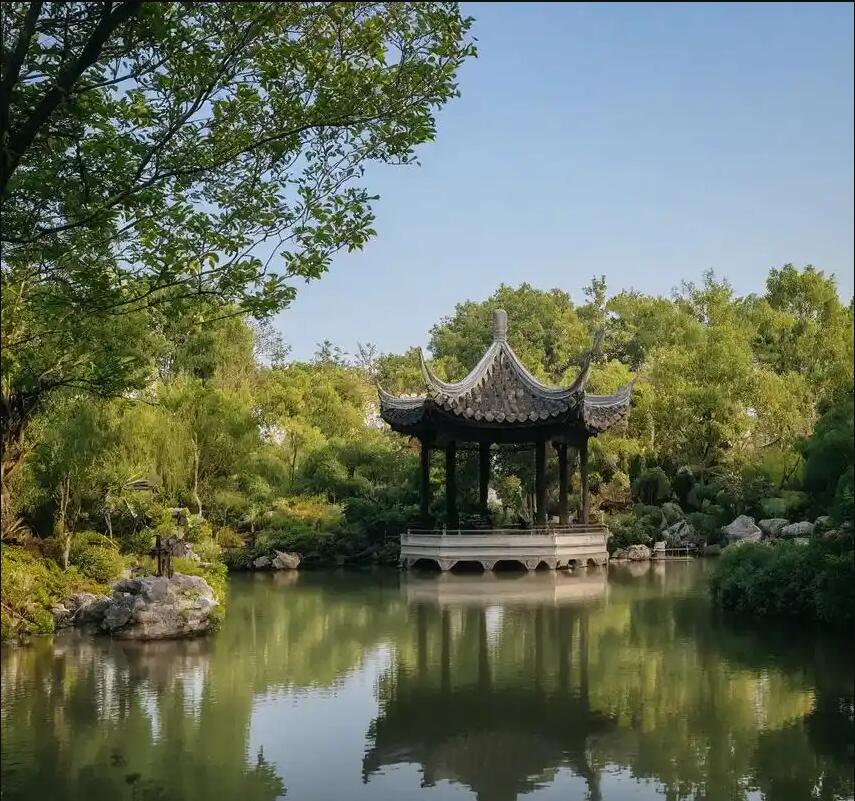 昆明小萱餐饮有限公司